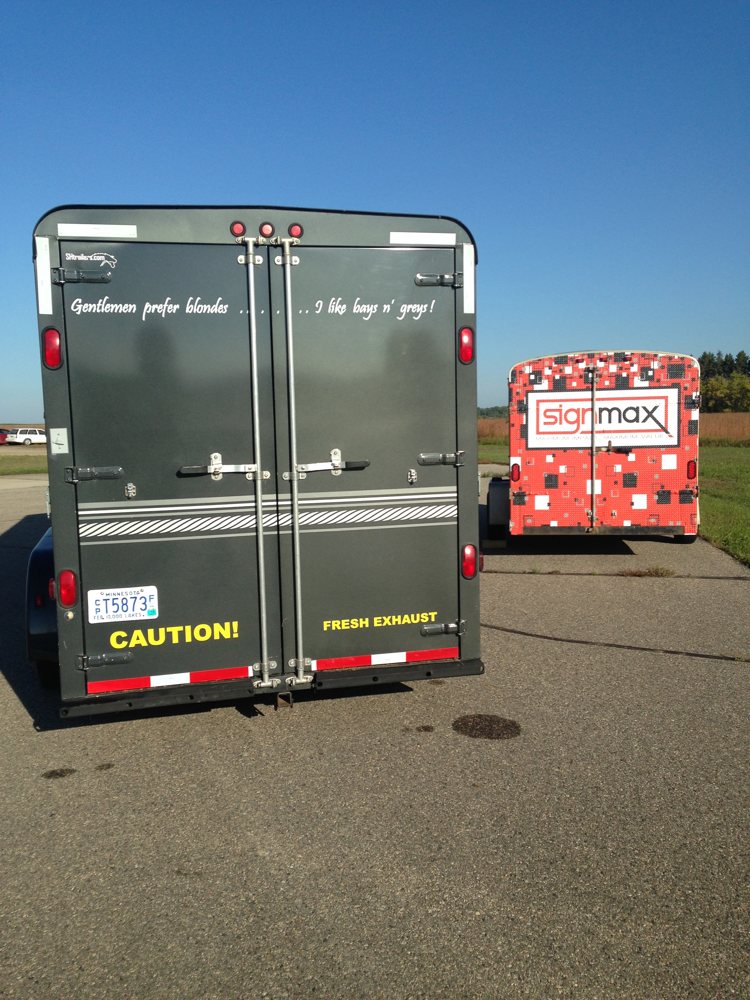 Custom Trailer Decals from Signmax